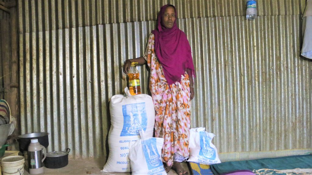 Rightsholder Misra Ali Ahmed, 30-year-old mother of 4, from Meiso, Ethiopia. 