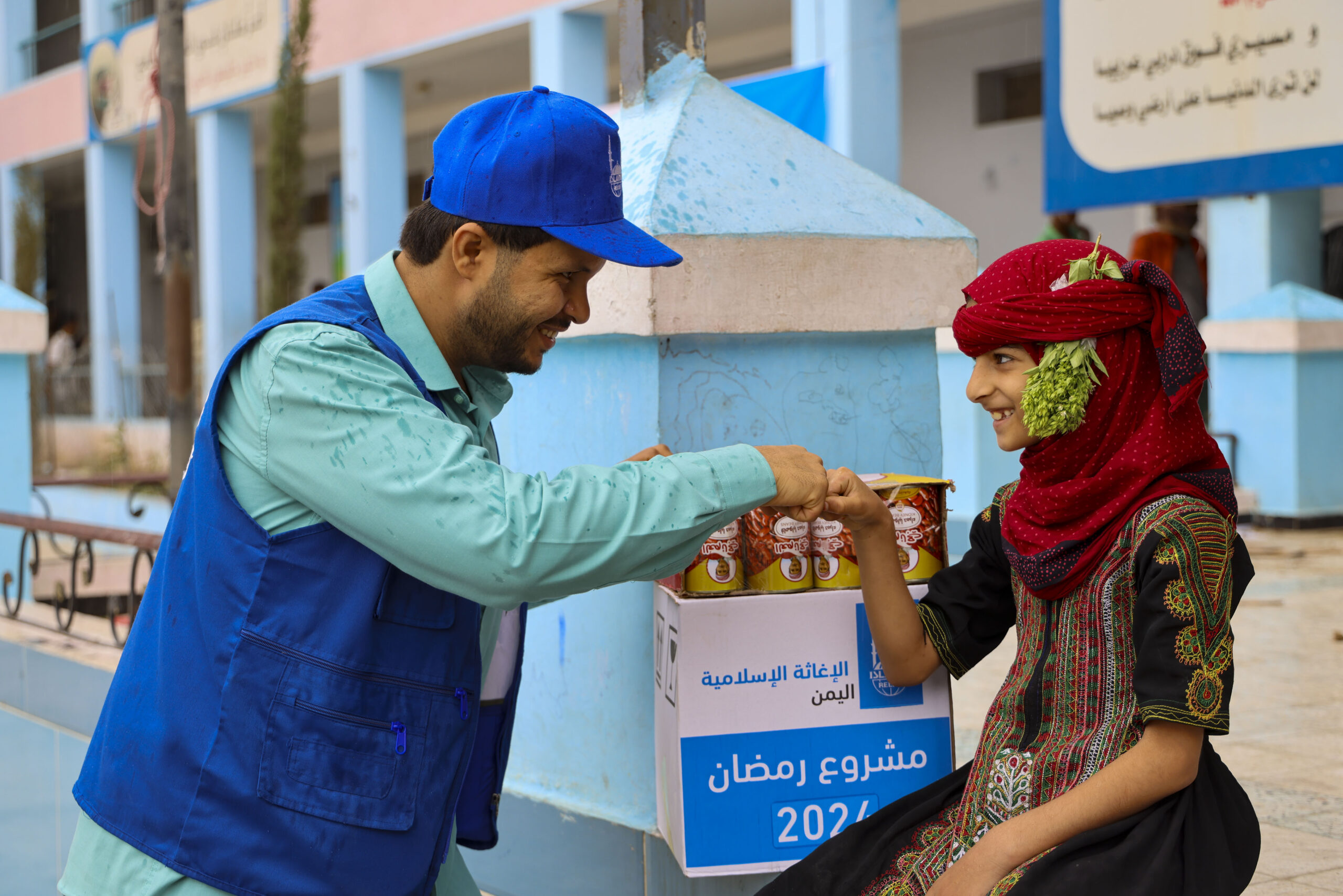 5 Reasons Why Islamic Relief Doesn’t Use a 100% Donation Policy