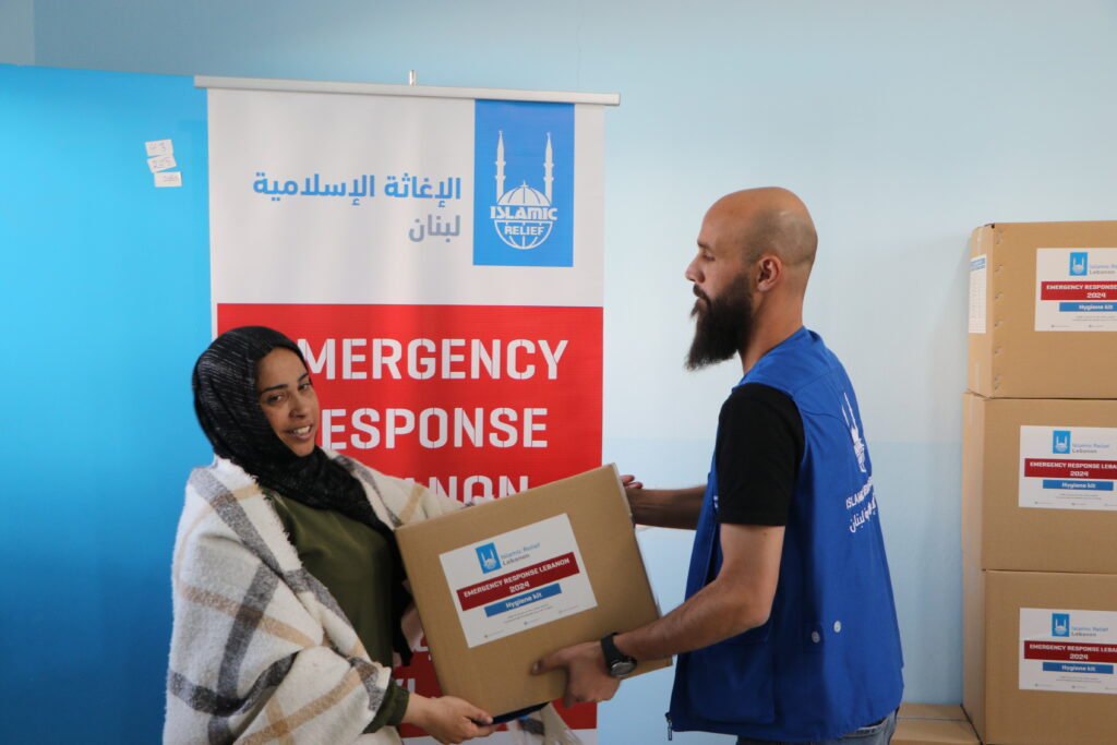 Islamic Relief distributing aid in Lebanon to people in need