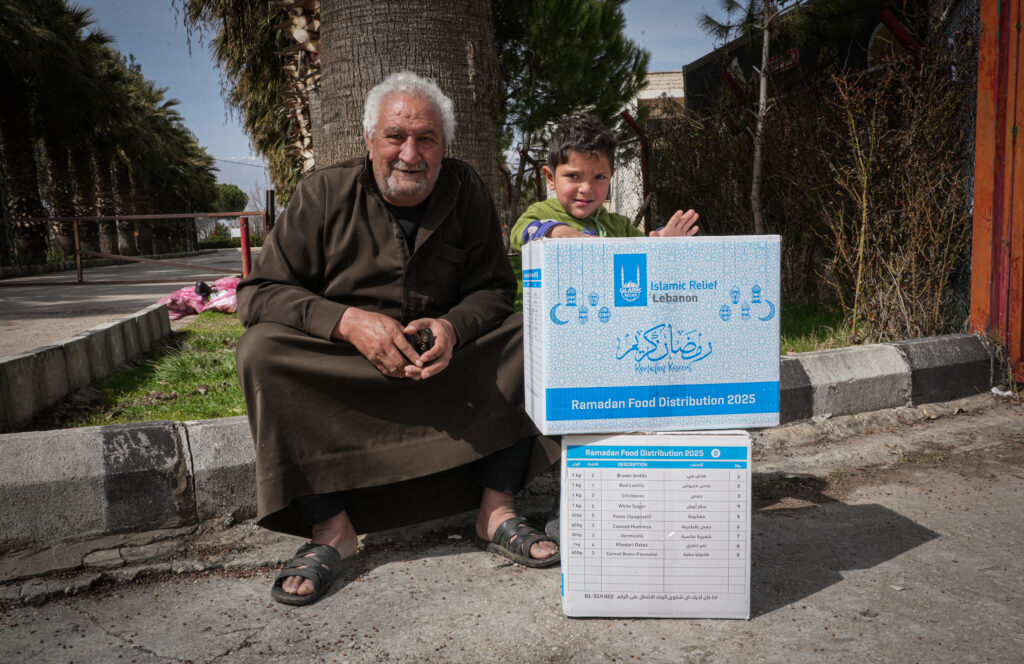 Elderly and child receiving food, they may not fast if the elderly is unable to and the child has not yet reached puberty