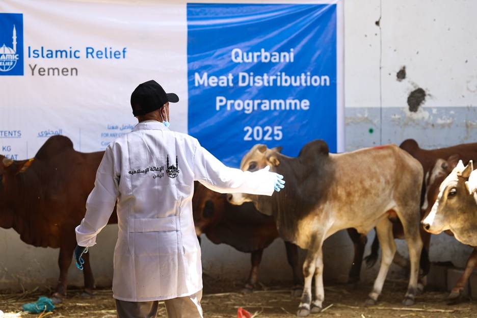Islamic Relief is providing food assistance in Yemen throughout the year, as well as additional support through our seasonal programmes, including Ramadan and zakat-ul-fitr food packages and qurbani meat distributions